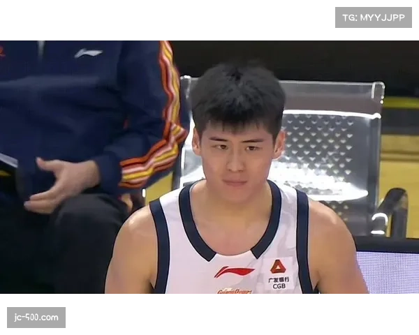 广东队加时险胜南京 外援萨姆纳关键得分掩盖徐杰伤退影响